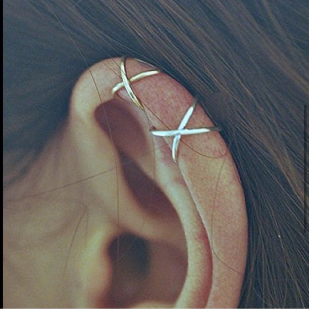 LAST 1 14K Gold Hypoallergenic Ear Cuff Cartilage Constellation Earscape No Hole